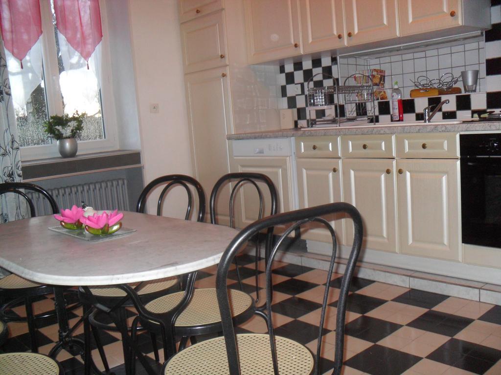 Gite De Peche Saint-Ellier-du-Maine Habitación foto